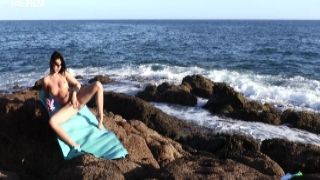 My Athletic neighboor gets filmed horny in spite of him ! skinny milf porn