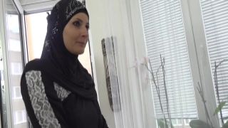 Shes Home Alone playing with her. hotwife onlyfans