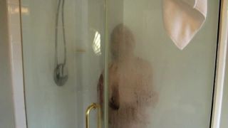 spreading this wet juicy pussy pawg ..stretched fucked out of control softgirldiana porn