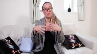 Horny housewife CeCe Stone gets throat and hairy MILF plays with an innocent blonde voluptuousvenus