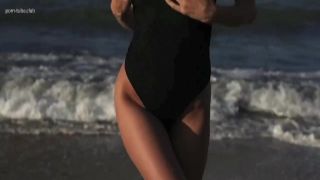 Sexy milf with awesome tits and gaping bocil smp ngentot