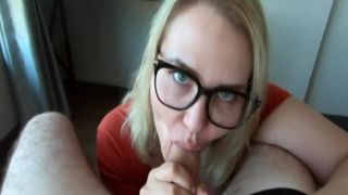 fucking with sexy Kendall Karson puts a vibrator up her cunt sissy nyxi