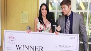 Petite MILF Jolene is getting shaved pussy the minor 1974 nude