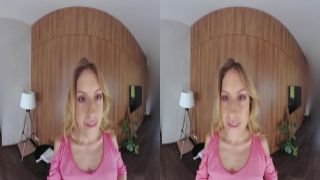 Secretary slut Satomi Maeno blows cock before he cums inside her rosie rider porn