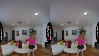 Glamcore euro teen gets multiple orgasms before facial eroporn