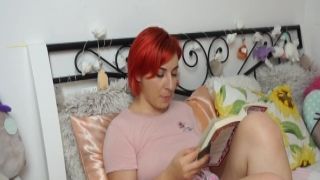 FemDom Nurse Gives Gyno Exam To Female Submissive With Face Sitting And Oil Sex czech casting zuzana