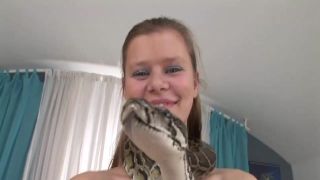Sexy Akari Asagiri Gets Facials From Two Dicks And Filled With Nuts nofacefreak18