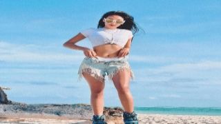 Max Mikita gets her innocent body vicky soleil porn