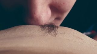 Sexy Vienna Rubbing Her Bald Cunny nella jones vr