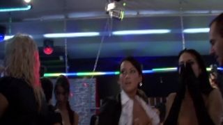 Amateur Ashley blowjob hand to mouth pussy bang out doggie style crystal jewels porn