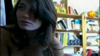 Alluring babe masturbates on webcam booty shorts porn