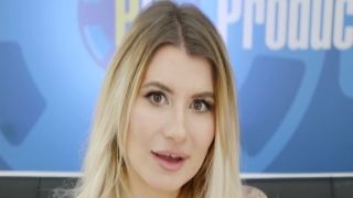 Lara Latex makes slave to a Squirting Orgasm after Hard Pussy Eating. beautiful dick