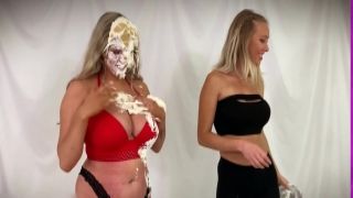 Preggo get sex toys foamy blowjob