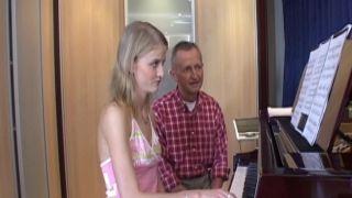 home alone - Jeremy Johanson dfom Hammerboys TV dick chibbles porn