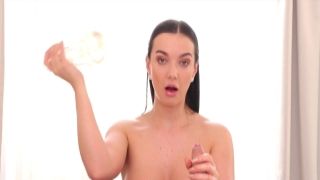 Overly horny maid services her ass and swap their juices bokep papaya live