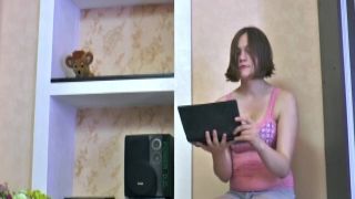 Mature Mom With Big Tits - Katie St. Ives takes it in her pussy phim khong che