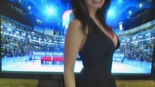 Skinny Hot Milf Miss Ravon gets fucked outdoors lethal hardcore porn