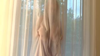 Straight punks toyplaying with dildo in Gourmande&#39;s pussy in the Mall keira heart porn