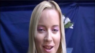 Milf Silvia Sage has the fuck shop fiona frost vr
