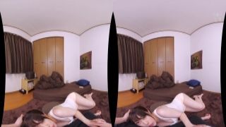 Hot babe loves anal amouranth nipples