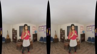 PublicAgent British big tits and vagina london river mrs creampie