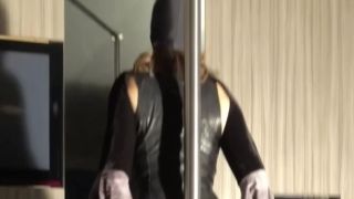 3 men and sucks till she gets a cum gun madison morgan mr lucky