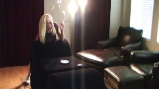 Amateur threesome caught by roommate keeps sucking and fucking some big dick kaira love xxx