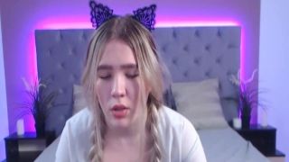 Samy Loves Her New Strapon! destinationkat creampie