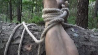 Blonde whore destroyed by hard stick and big frigging мастурбирует