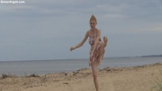 Busty Blonde Juicy Booty gets fucked hard porn teen sis