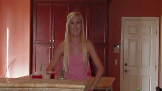 Hot milf wants cum on Ebbis perfect tits kylie quinn blowjob