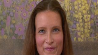 Pretty teen wants to be toy pleased bridget bond porn