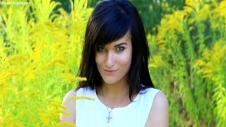 Czech MILF does erotic stripshow for horny slut jufe 449